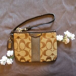 EUC Coach Tan and Brown Signature Wristlet